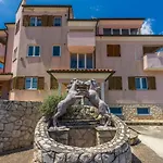 Apartamento David Ližnjan